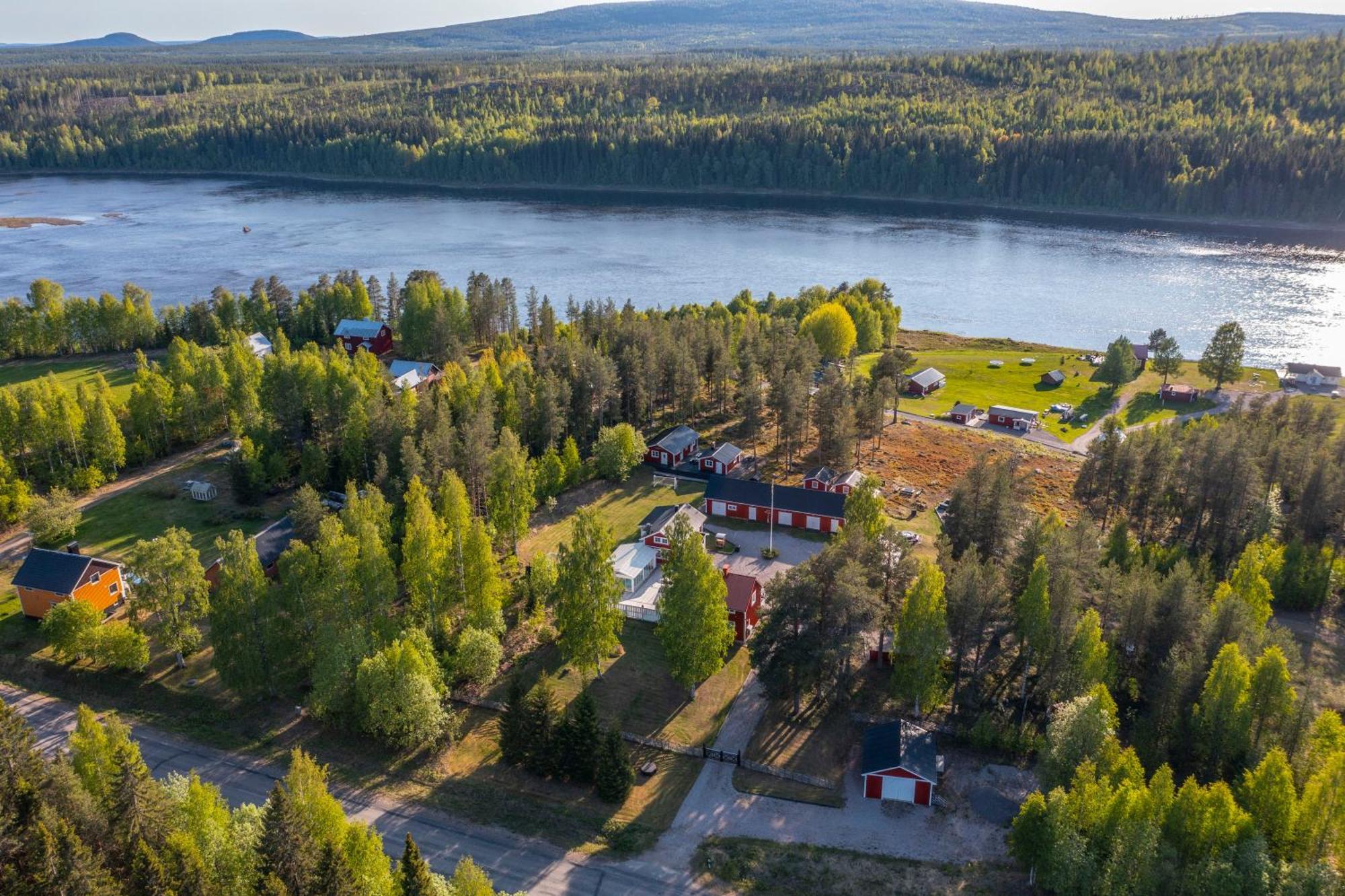 Arctic Ranch Villa Överkalix Eksteriør billede